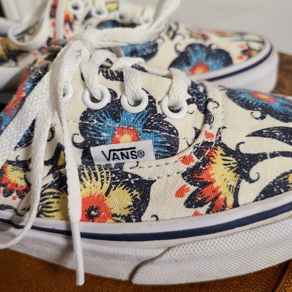 Van's Floral Lace Up Size 5.5 - Picture 3 of 10